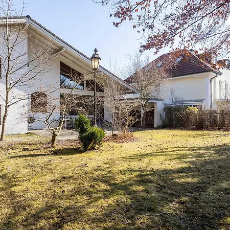 Serviced Messe 3* Мюнхен