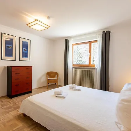 Serviced Messe Гостевой дом 3*