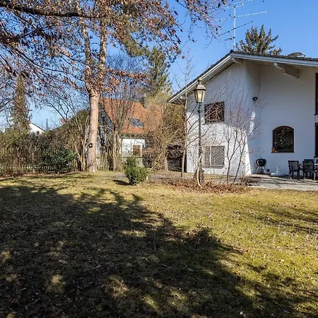 Serviced Messe 3* Мюнхен