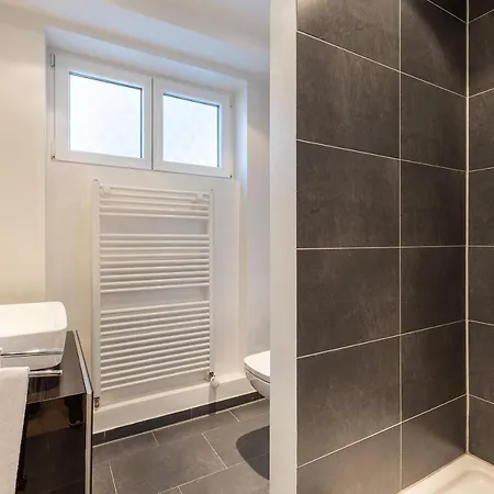 Гостевой дом Serviced Messe 3*