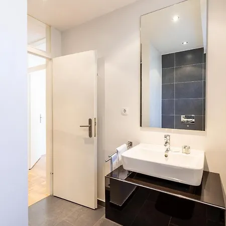 Гостевой дом Serviced Messe 3*